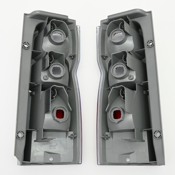 楽天市場】キャラバン E25 前期 後期 テールランプ 左右セット 純正