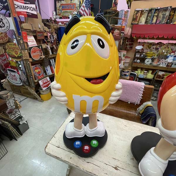 楽天市場】M&M's エムアンドエムズ イエロー 店舗ディスプレイ ビッグ