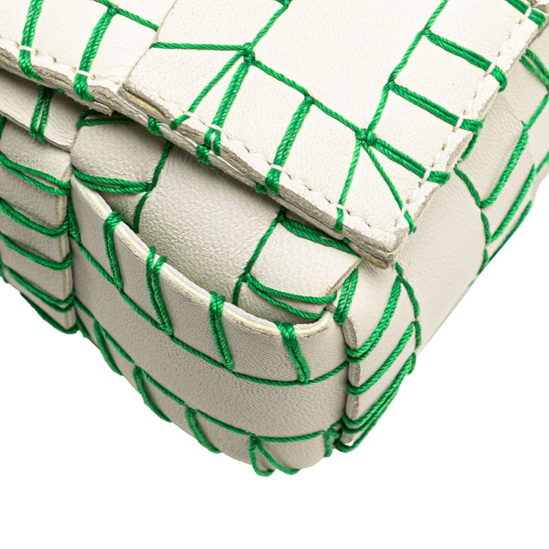 楽天市場】ボッテガヴェネタ マキシイントレチャート カセット 斜め