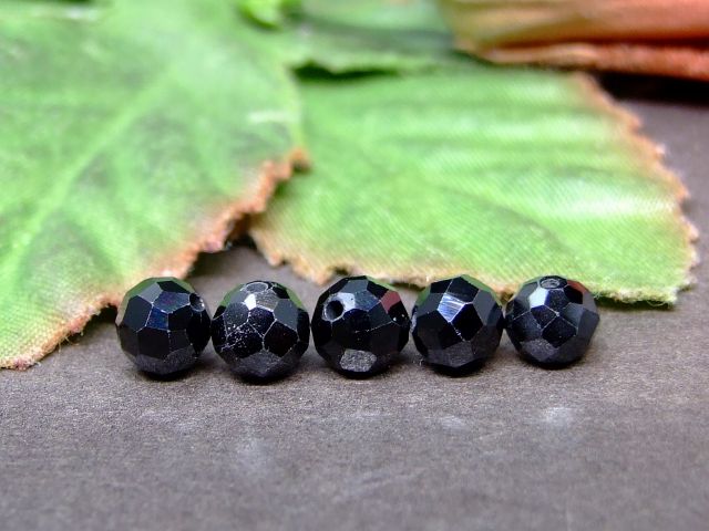 楽天市場】62948 今月の半額 わけあり ブラックスピネル 6mm 64面