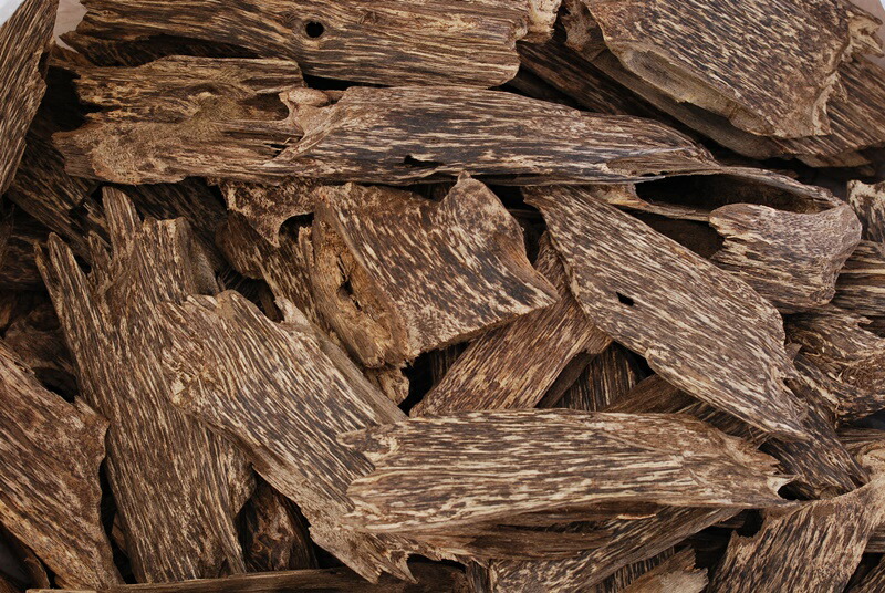 古い天然香木 沈香原木 124g 茶道具 タニシャム沈香伽羅聞香 香道具