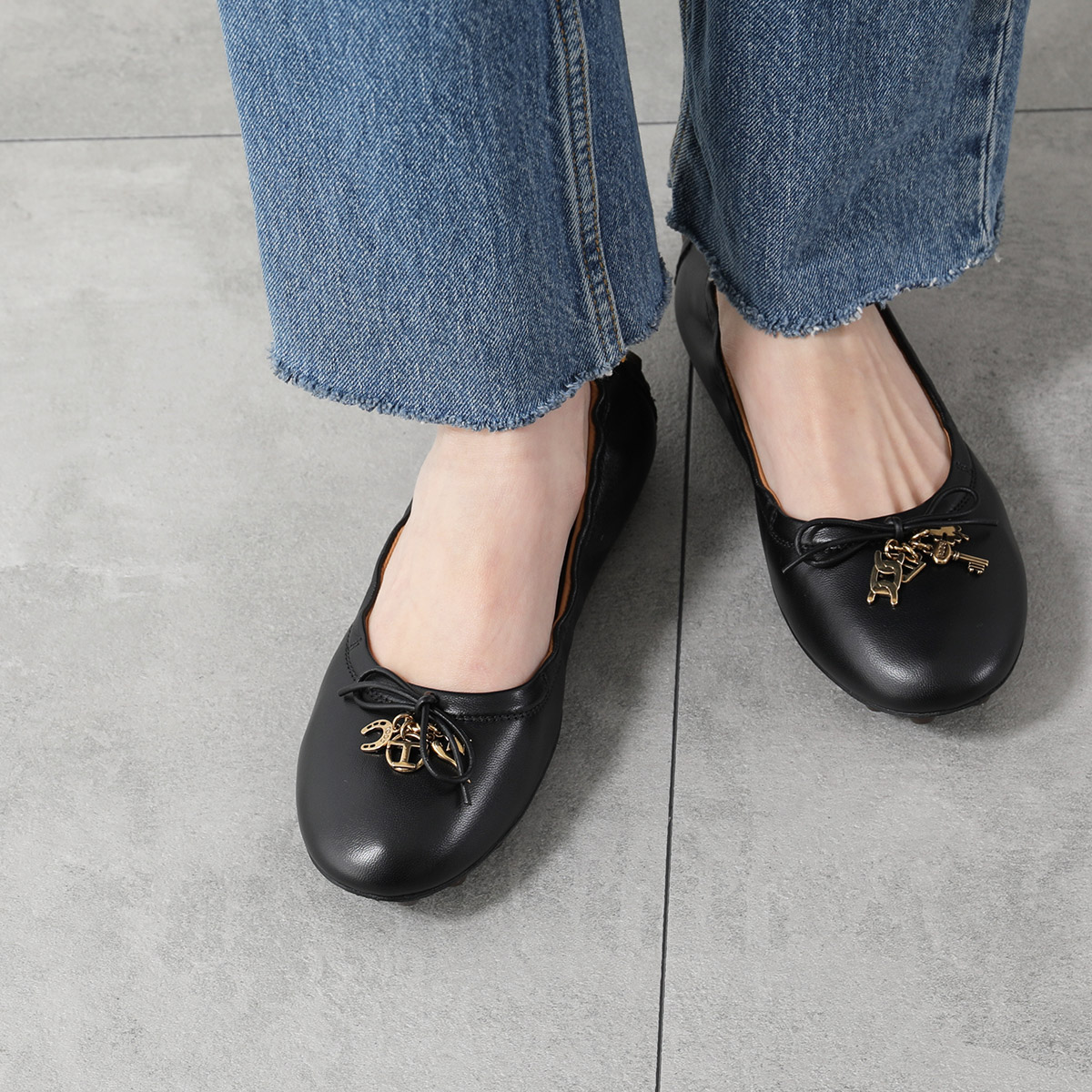 楽天市場】TODS トッズ バレエシューズ GOMMINI ゴンミーニ