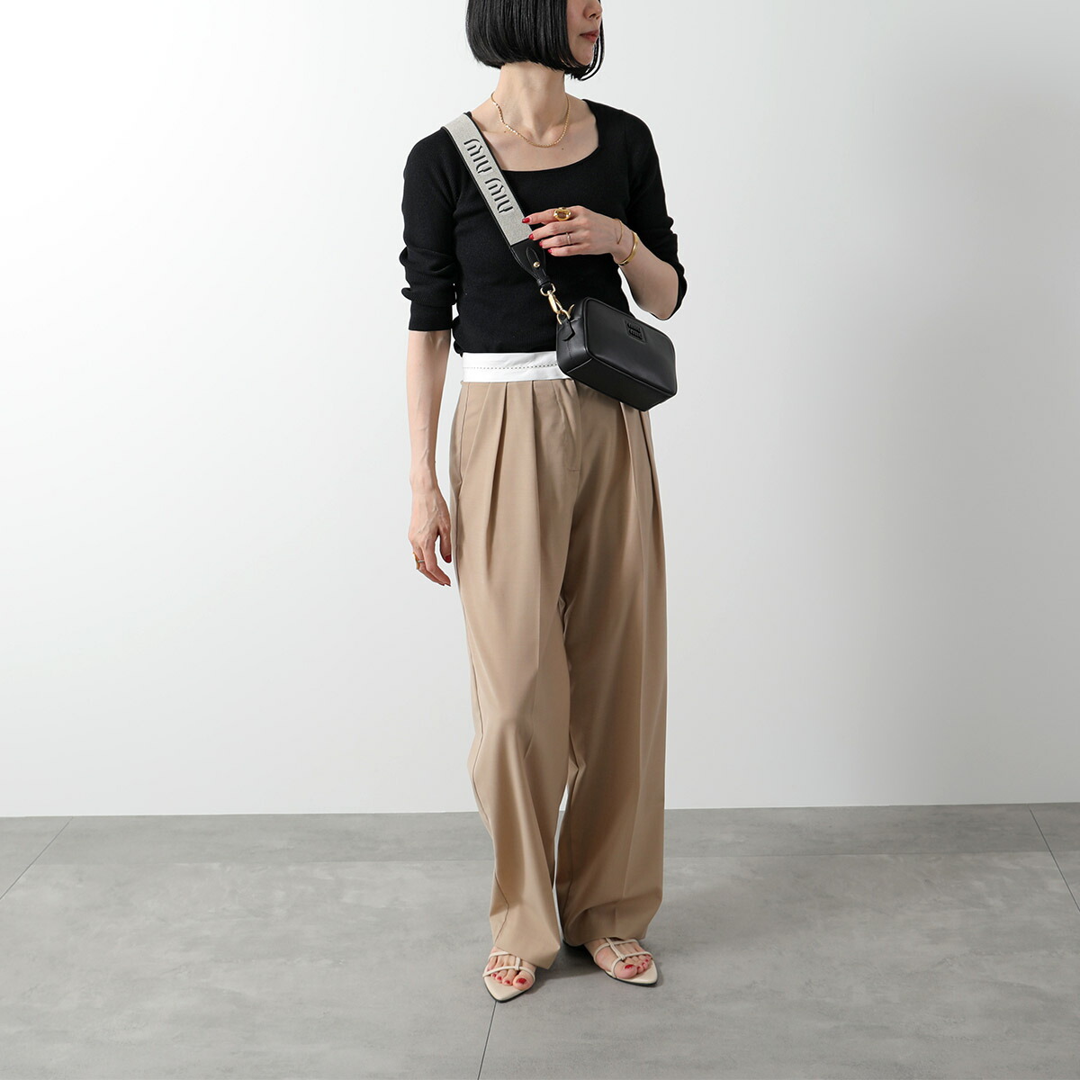 楽天市場】【最大2万円OFFクーポン対象・3/1限定】MIUMIU ミュウミュウ