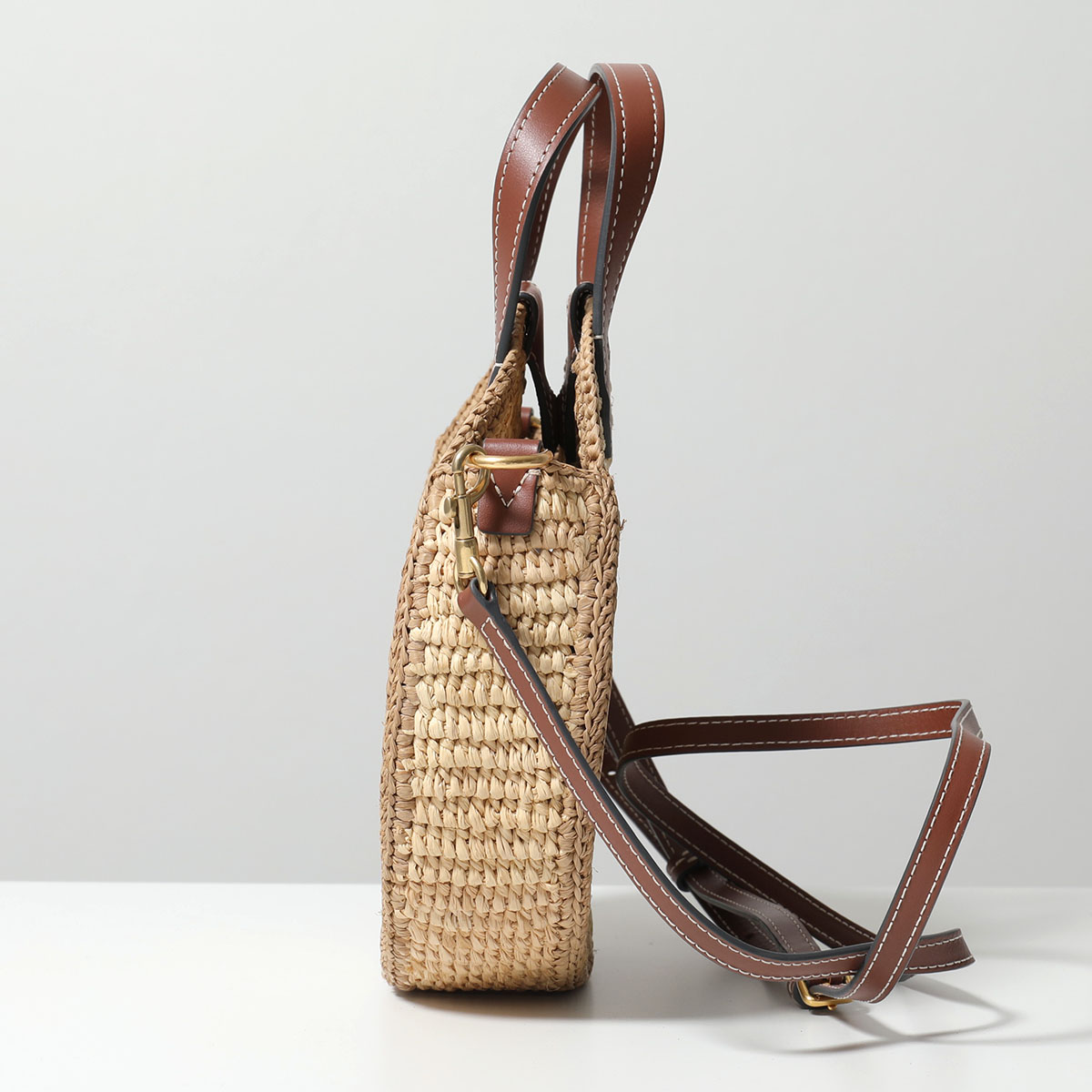 楽天市場】ANYA HINDMARCH アニヤハインドマーチ ショルダーバッグ