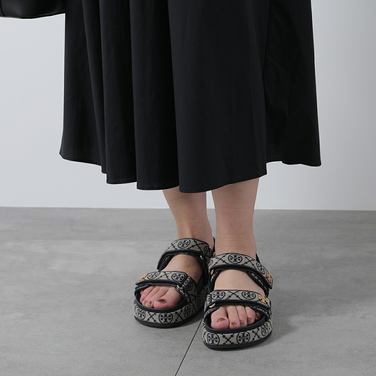 楽天市場】TORY BURCH トリーバーチ サンダル T MONOGRAM KIRA SPORT