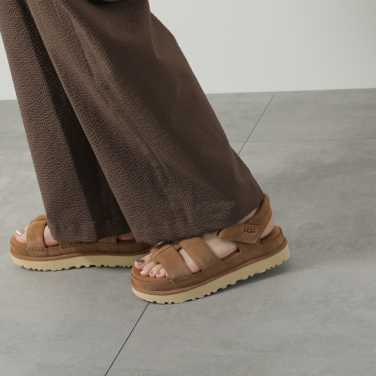 楽天市場】【最大2万円OFFクーポン対象・3/1限定】UGG アグ サンダル W