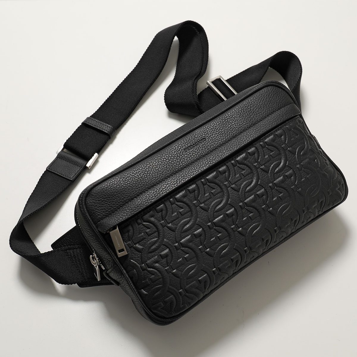 楽天市場】FERRAGAMO フェラガモ ボディバッグ 24 1480 メンズ