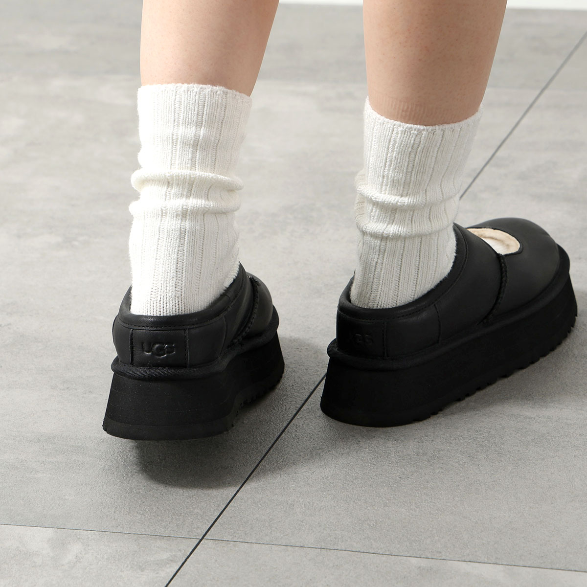 楽天市場】【最大2万円OFFクーポン対象・3/1限定】UGG アグ スリッポン