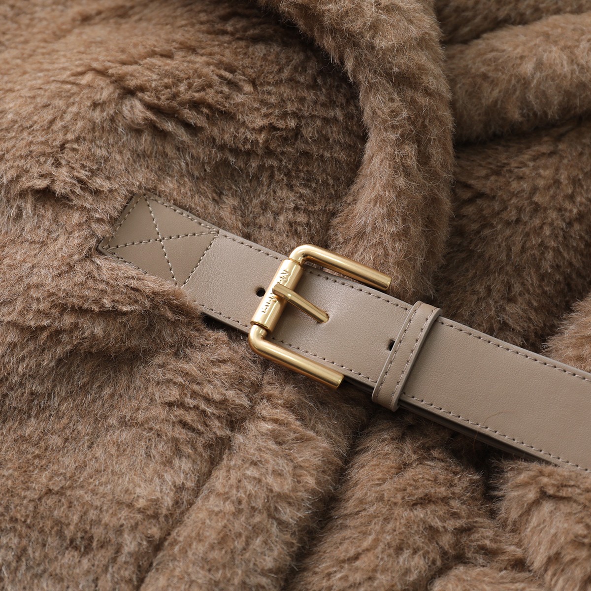 楽天市場】【最大2万円OFFクーポン対象・3/1限定】MAX MARA マックス