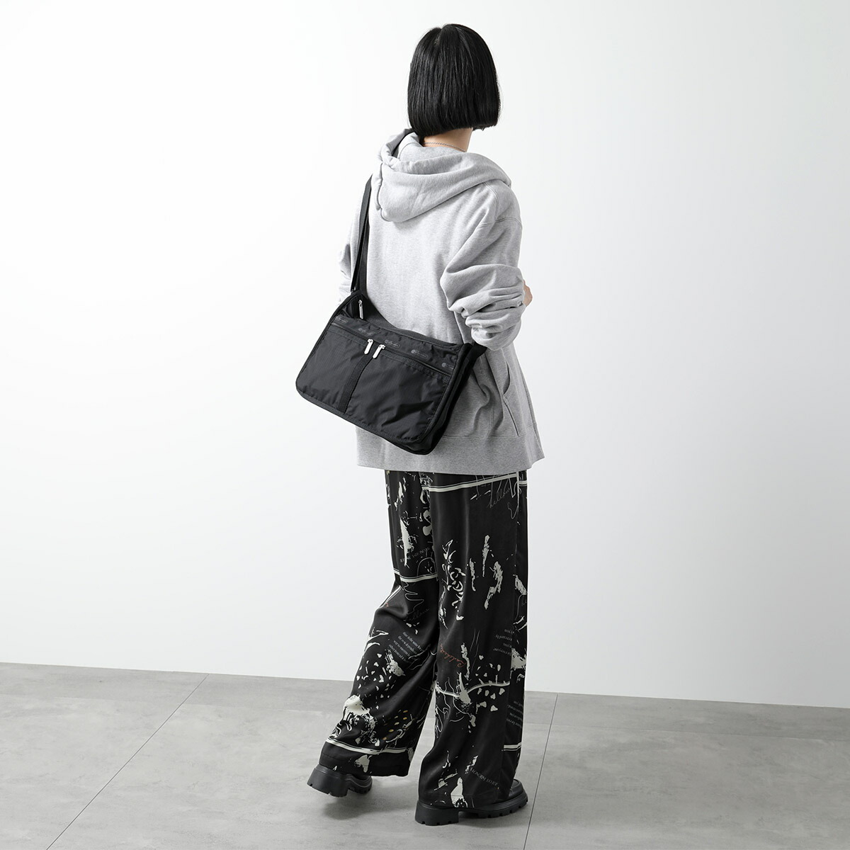 楽天市場】【最大2万円OFFクーポン対象・3/1限定】LeSportsac