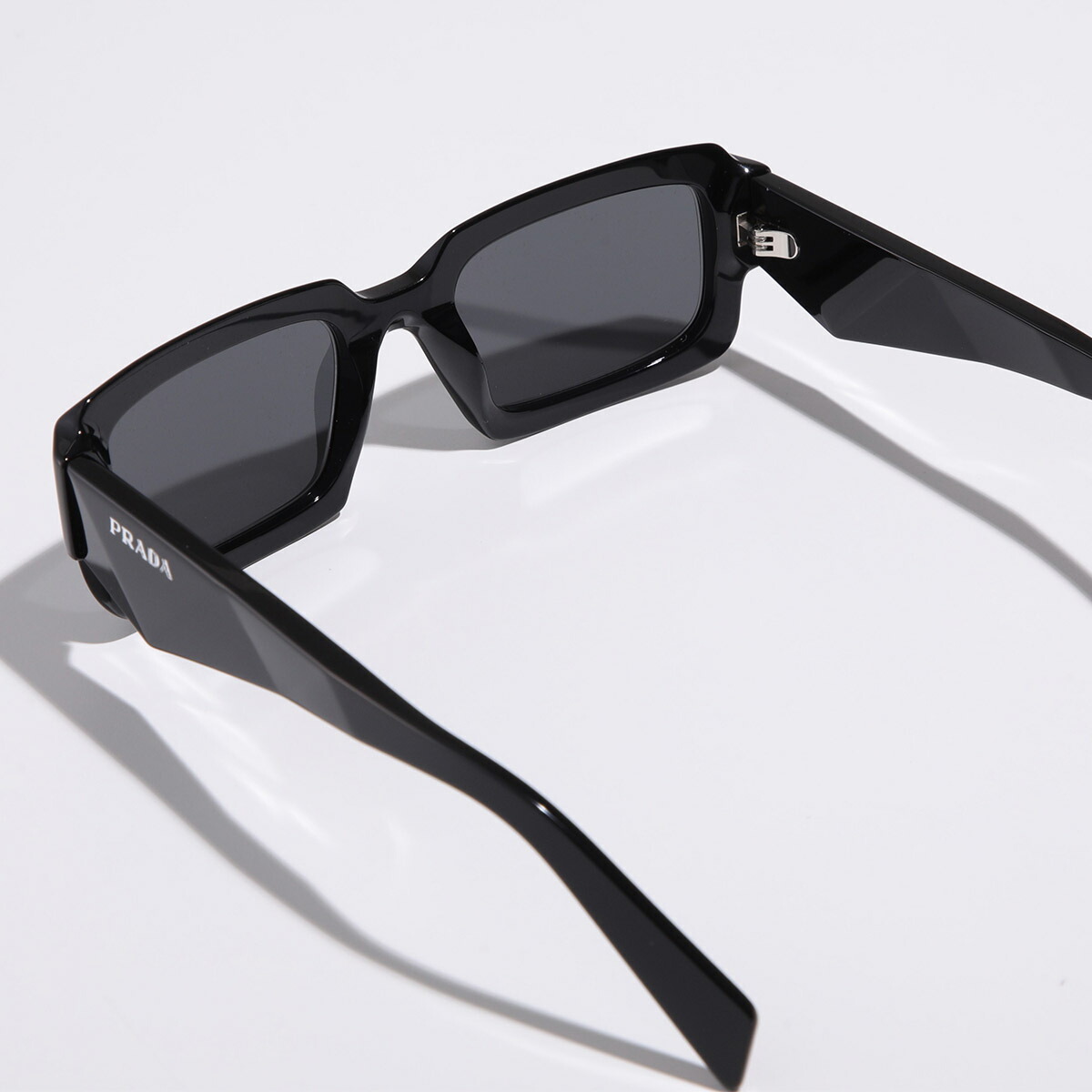 楽天市場】【最大2万円OFFクーポン対象・3/1限定】PRADA プラダ