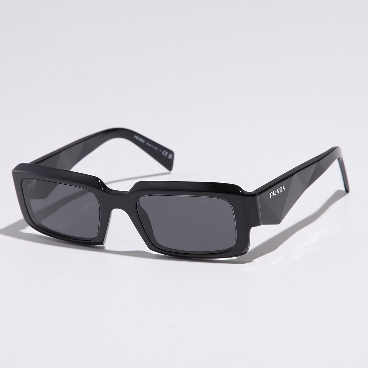 楽天市場】【最大2万円OFFクーポン対象・3/1限定】PRADA プラダ