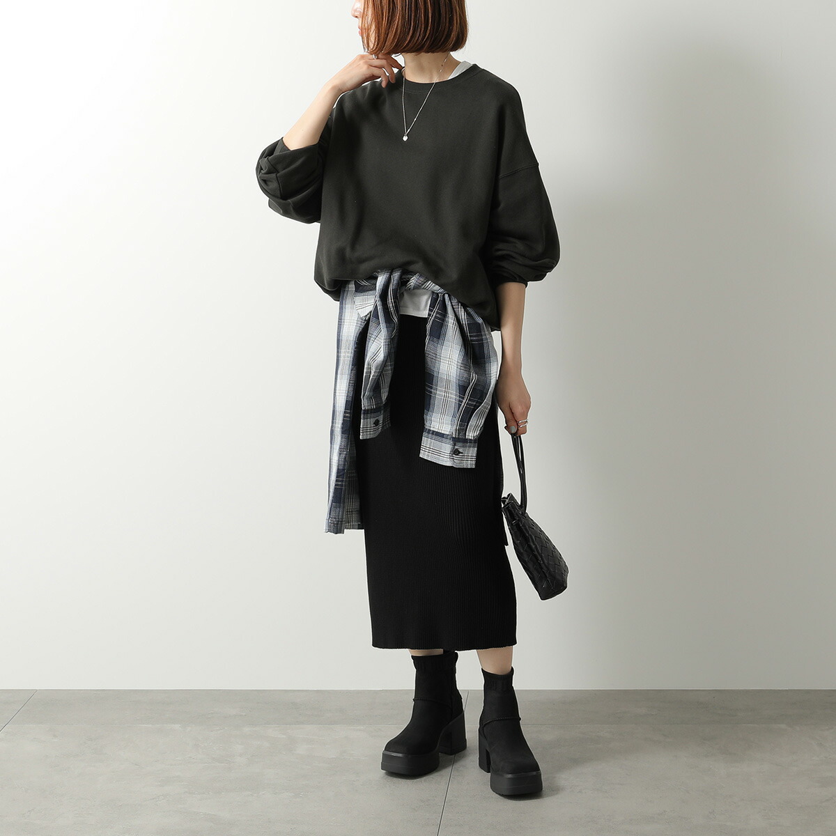 楽天市場】【最大2万円OFFクーポン対象・3/1限定】UGG アグ ショート