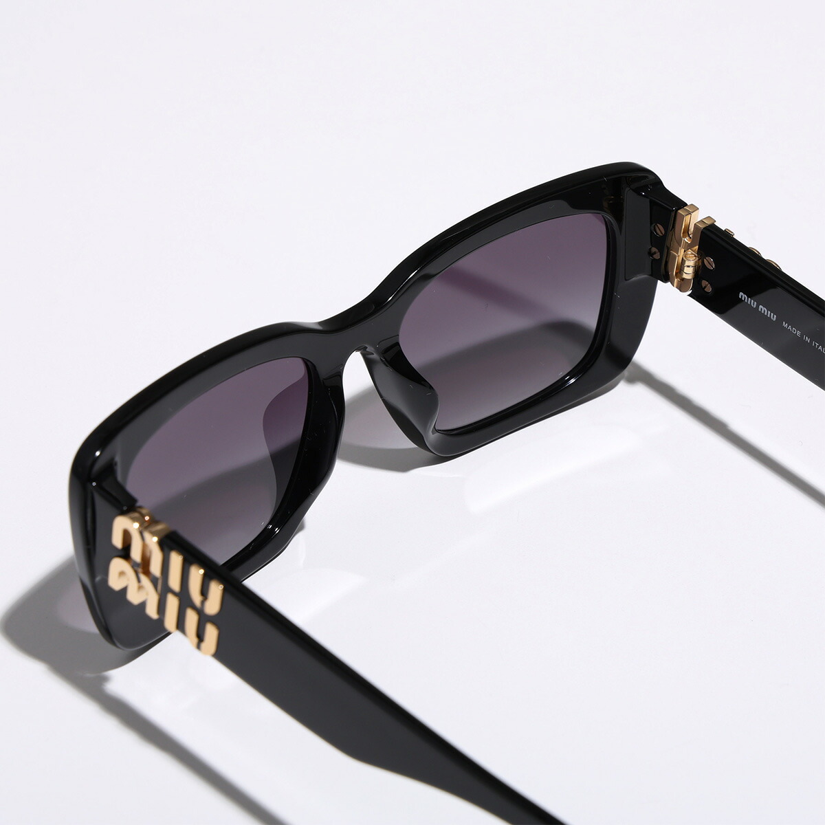 楽天市場】【最大2万円OFFクーポン対象・3/1限定】MIUMIU ミュウミュウ