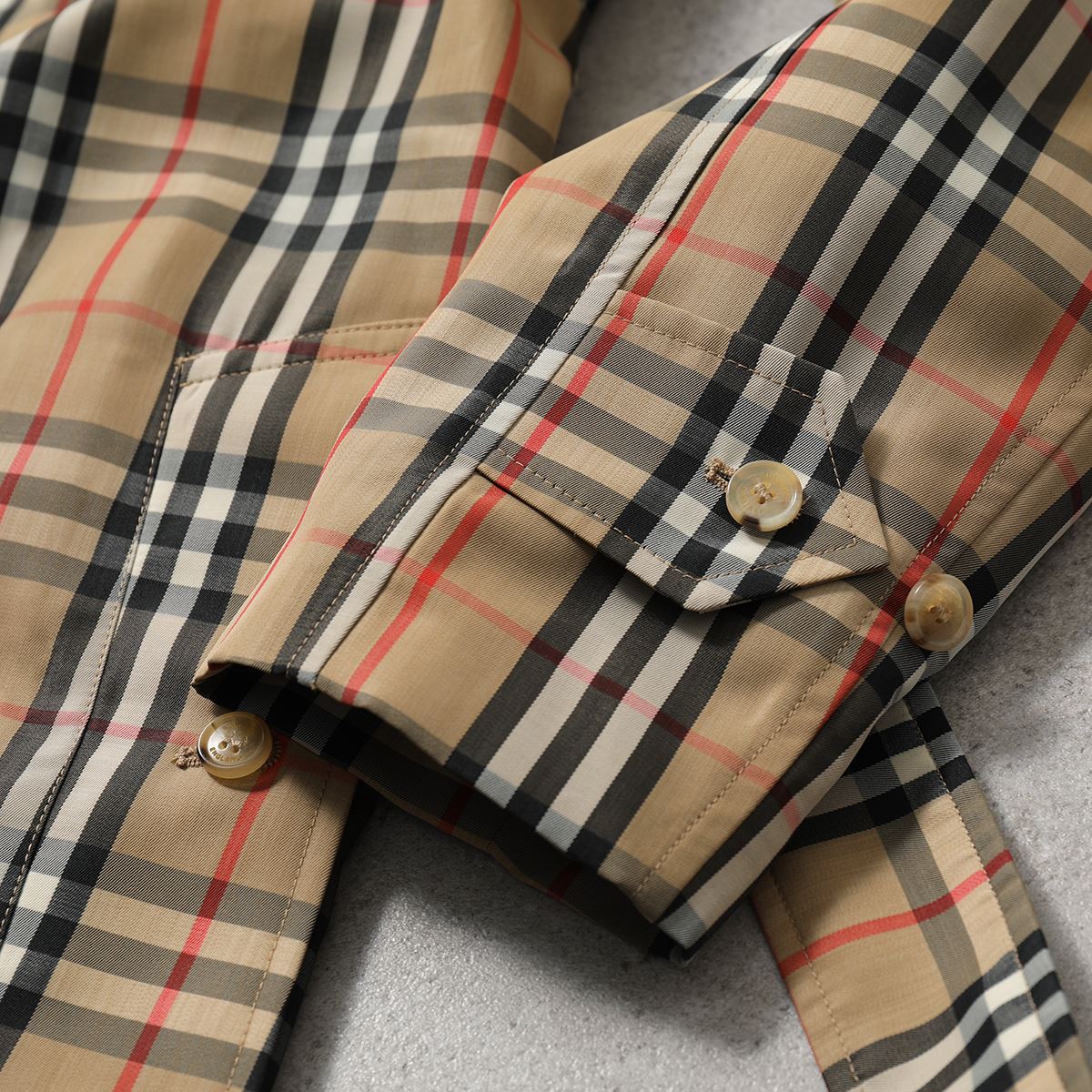 楽天市場】BURBERRY バーバリー 8011353 KEMPTON SHORT ステンカラー