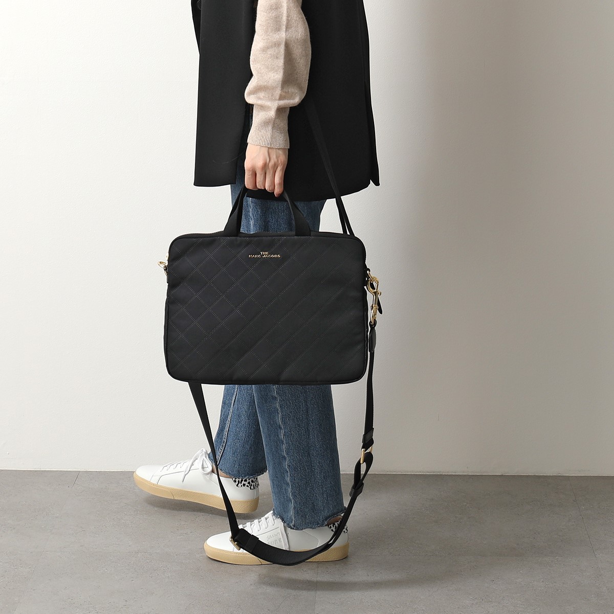 美品✨MARC JACOBS PCケース 2way 総柄 ブラック 極美品 MARC JACOBS