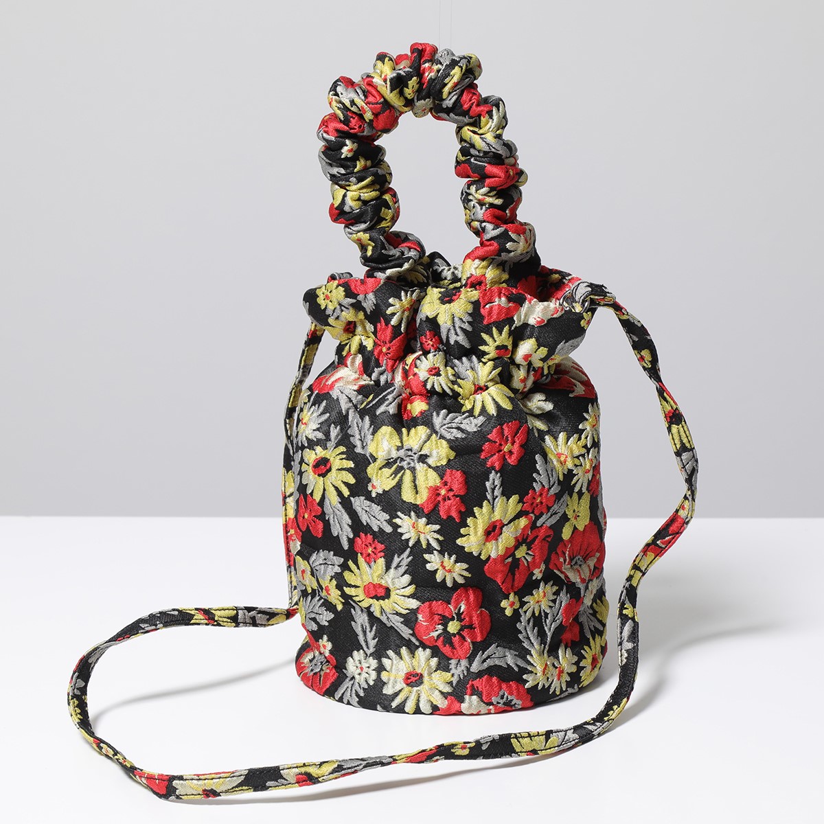 GANNI ガニー 花柄(ボタニカル)巾着バッグ GANNI ガニー 花柄