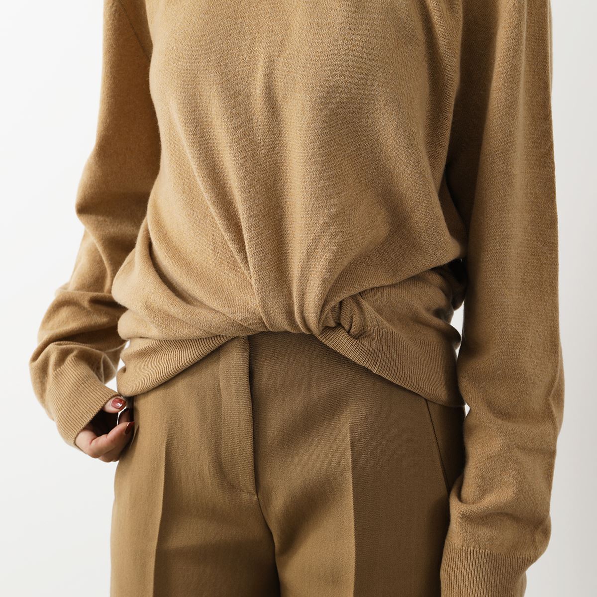 楽天市場】THE ROW ザ・ロウ ニットセーター Merino Top 6810 F377