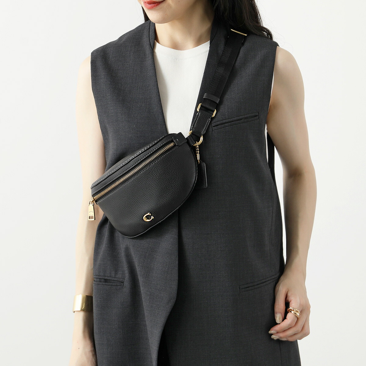 コーチ ボディーバッグ COACH ボディバッグ・ウエストポーチ ダーク