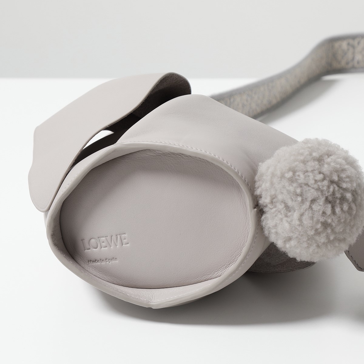 楽天市場】LOEWE ロエベ ショルダーバッグ BUNNY BAG バニー バッグ