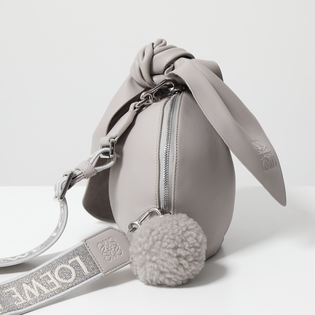 楽天市場】LOEWE ロエベ ショルダーバッグ BUNNY BAG バニー バッグ