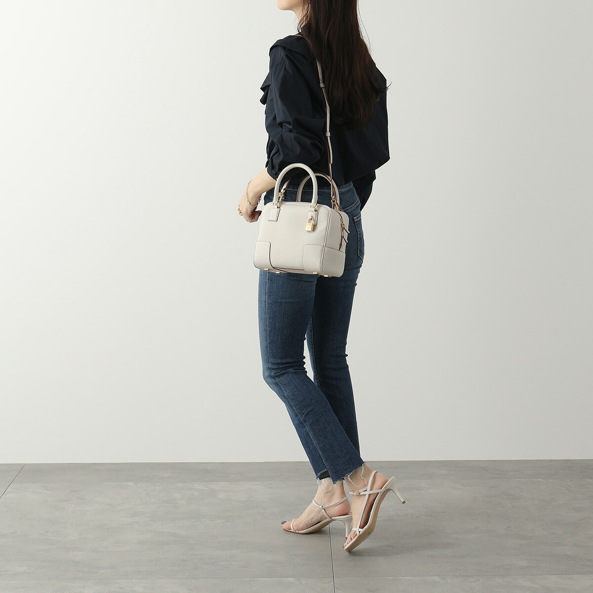 楽天市場】LOEWE ロエベ ショルダーバッグ AMAZONA19 SQUARE アマソナ