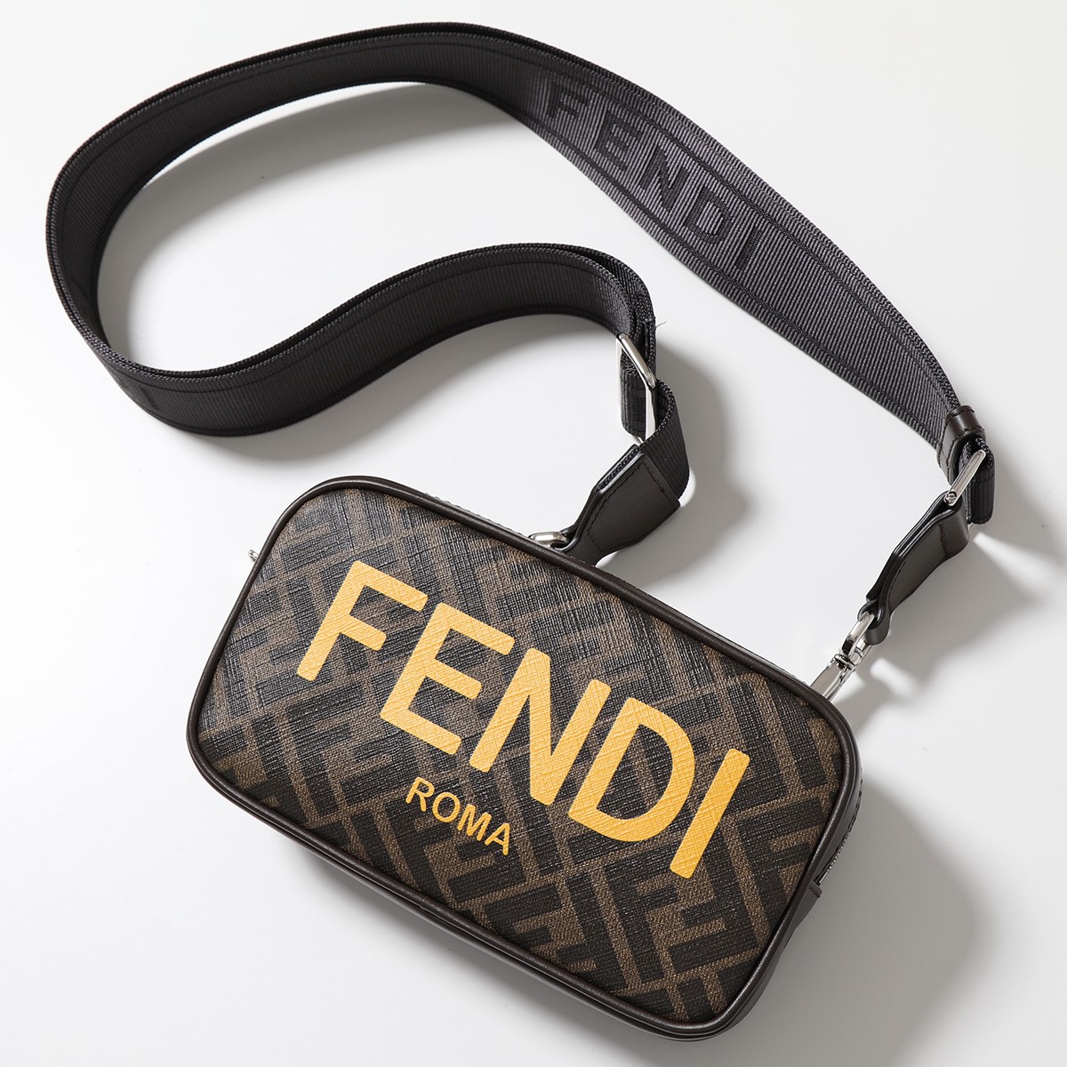 楽天市場】FENDI フェンディ ショルダーバッグ CAMERA CASE SMALL