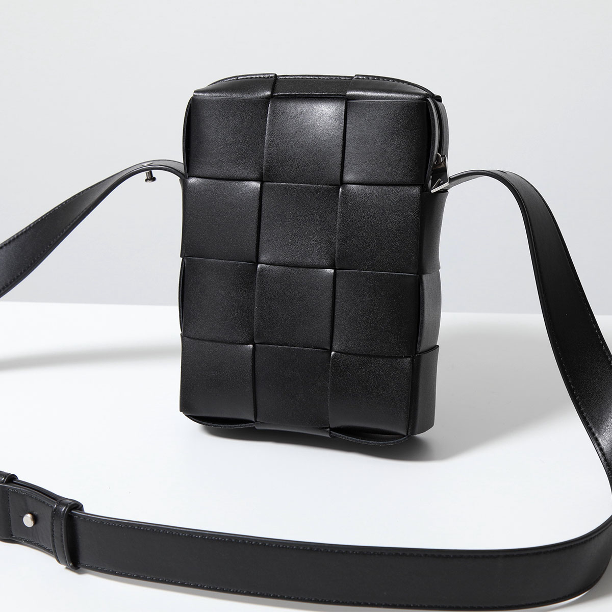 楽天市場】BOTTEGA VENETA ボッテガヴェネタ ショルダーバッグ