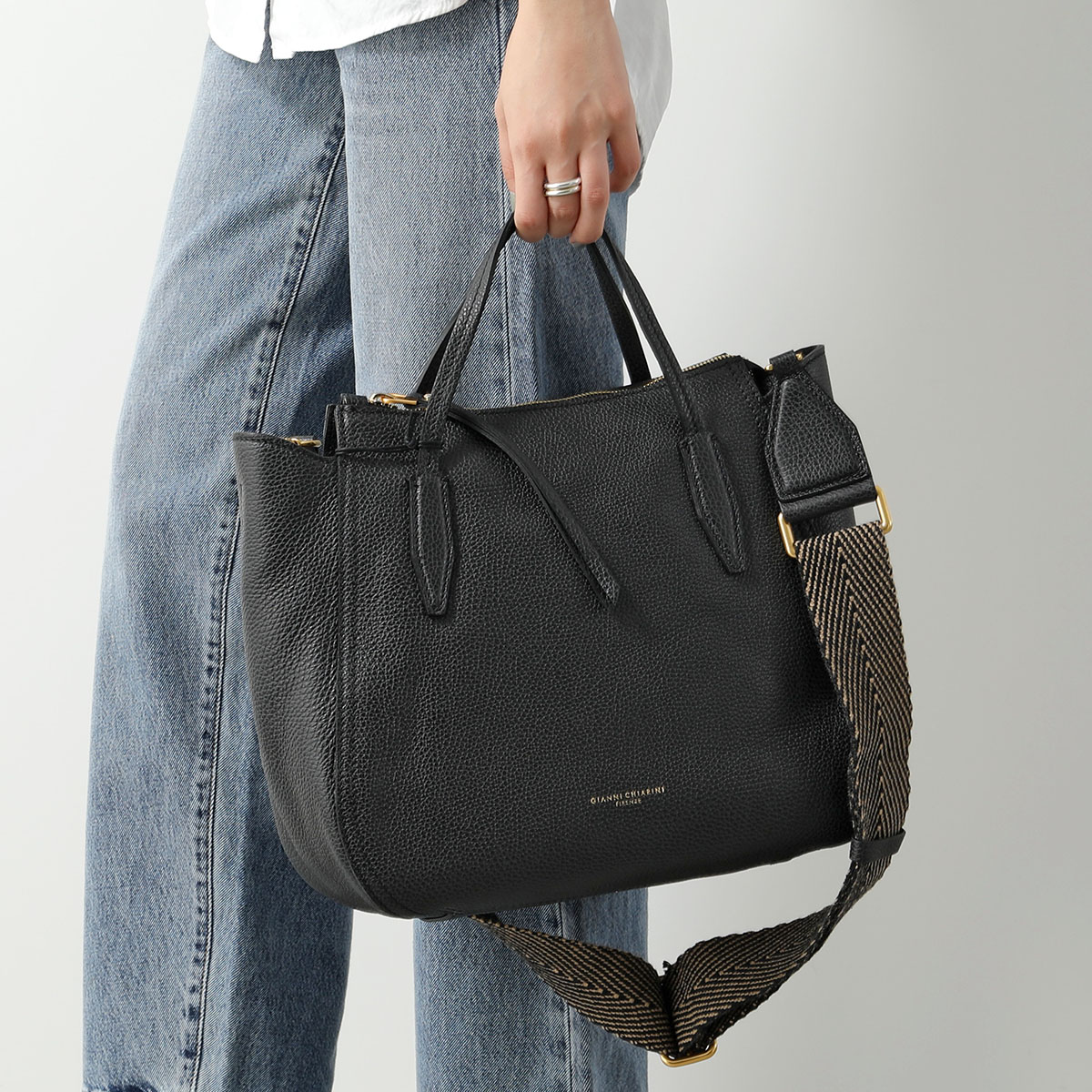 楽天市場】GIANNI CHIARINI ジャンニキアリーニ トートバッグ MEGAN M