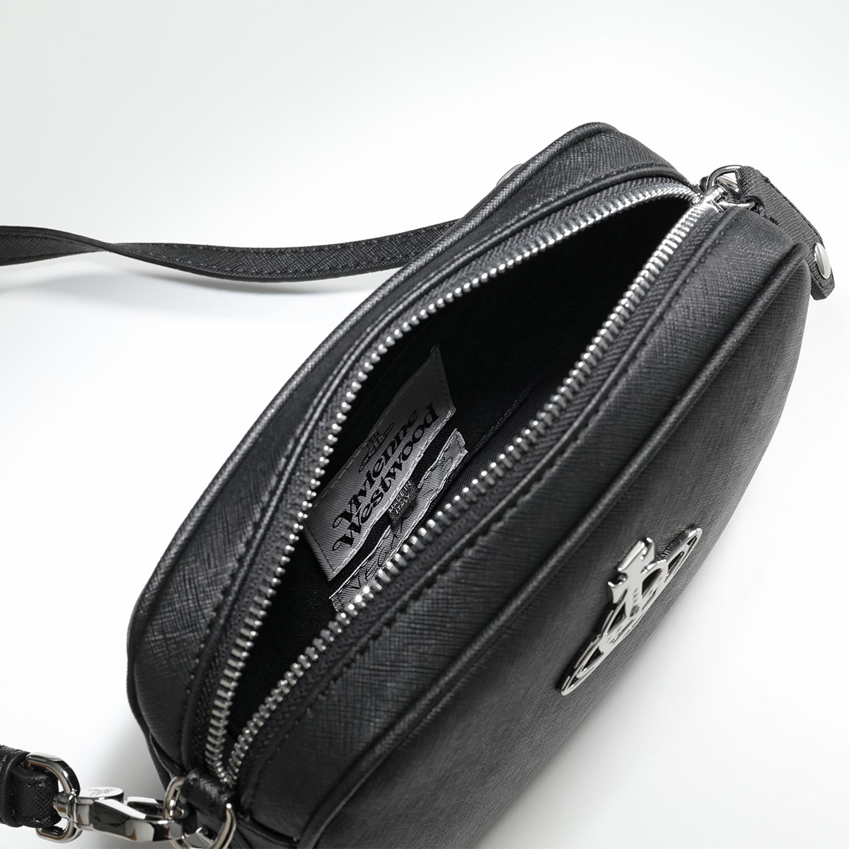 楽天市場】Vivienne Westwood ヴィヴィアンウエストウッド カメラ