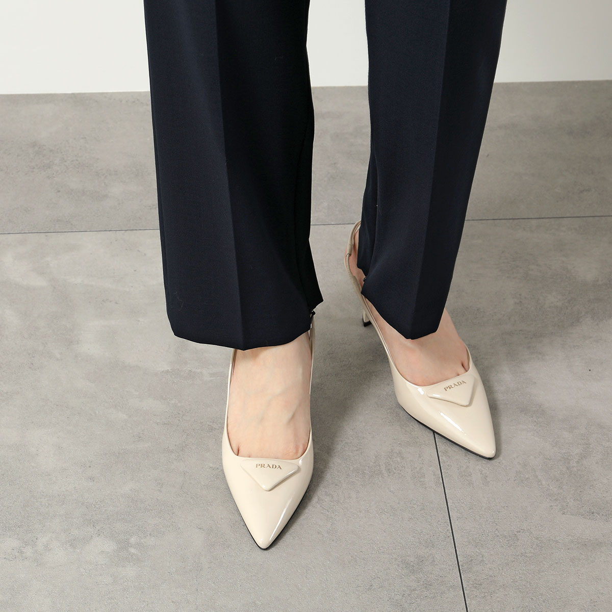 楽天市場】【最大2万円OFFクーポン対象・3/1限定】PRADA プラダ