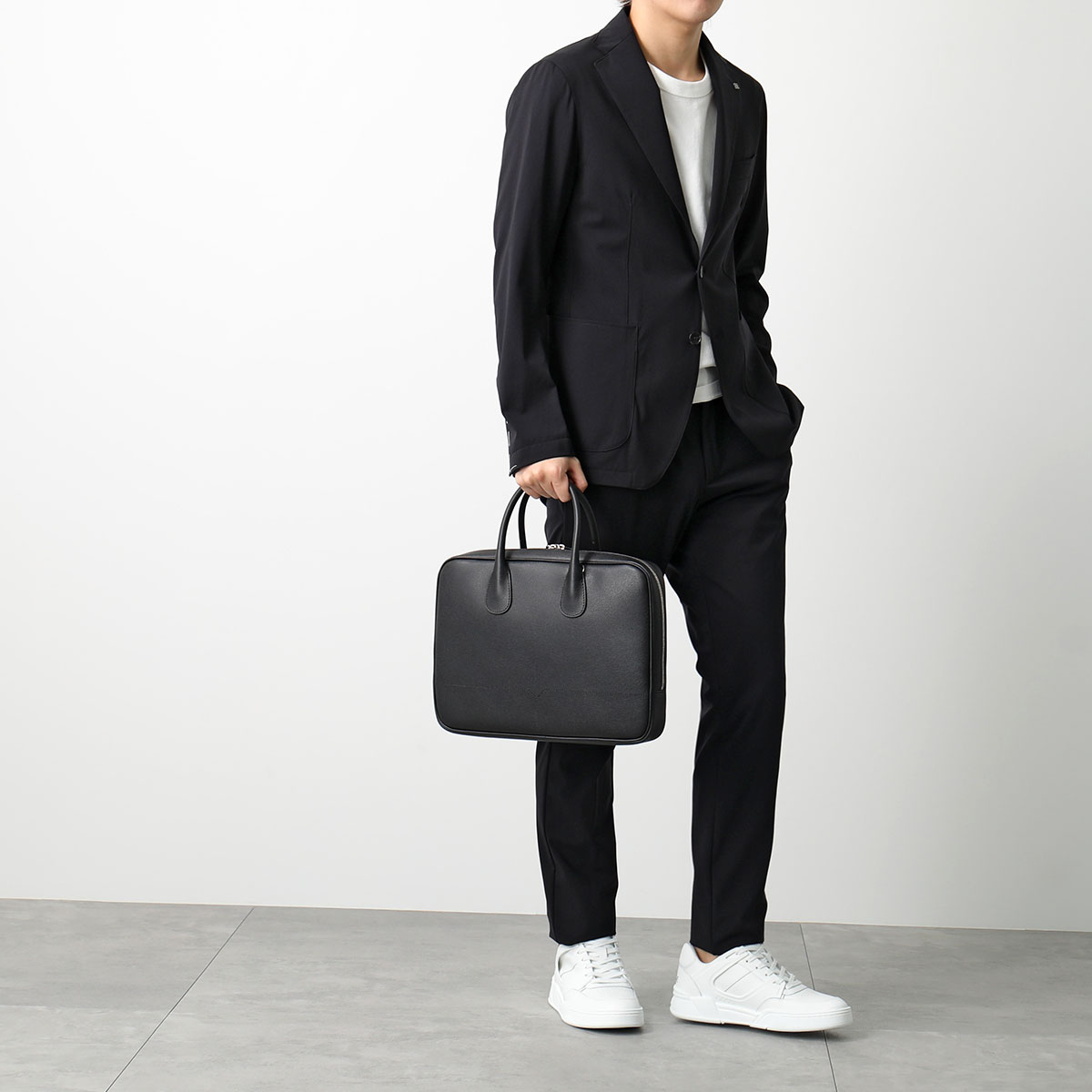 楽天市場】【最大2万円OFFクーポン対象・2/25限定】Valextra