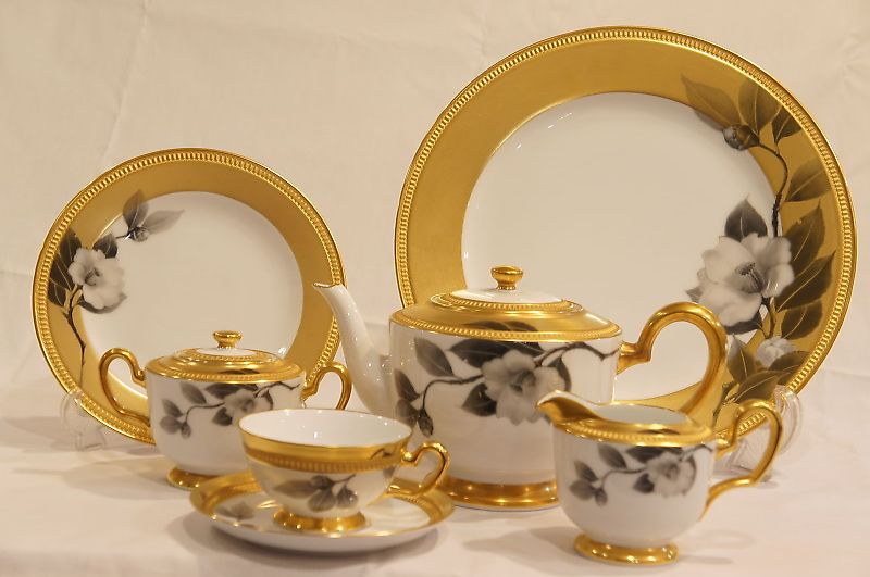 楽天市場】大倉陶園 金彩墨絵椿 24ピースティーセット : 食器のみつはた