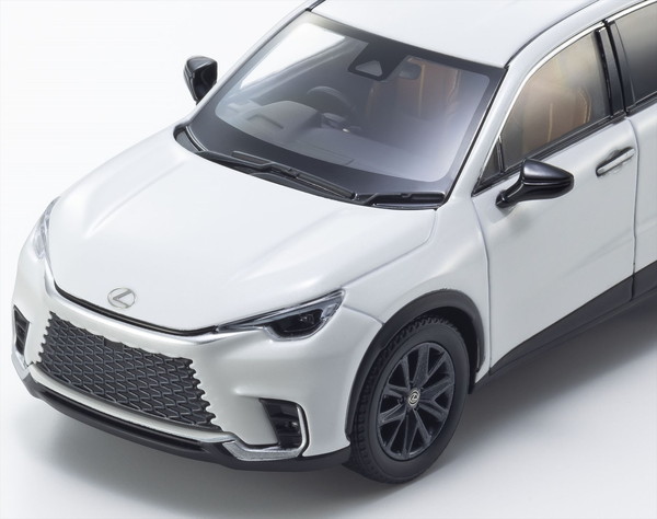 楽天市場】【送料無料】 京商オリジナル 1/43 レクサス LBX (ソニック