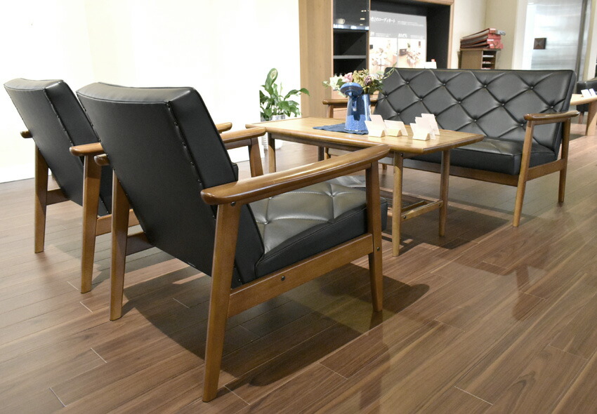 楽天市場】カリモク WS1120BW(旧WS1190BW) 肘掛椅子1Pソファブラック