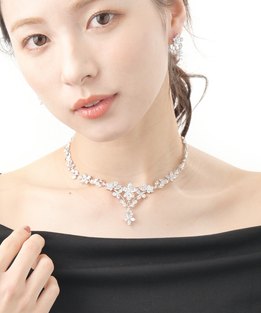 楽天市場】キュービックジルコニアゴージャスフラワーチョーカー