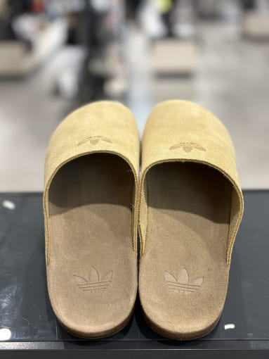 楽天市場】☆配送無料☆ adidas ADIMULE SLIDES JQ4367 JR3587