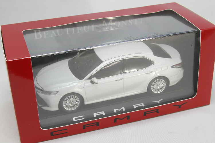楽天市場】トヨタ特注 1/30 新型 トヨタ カムリ プラチナホワイト