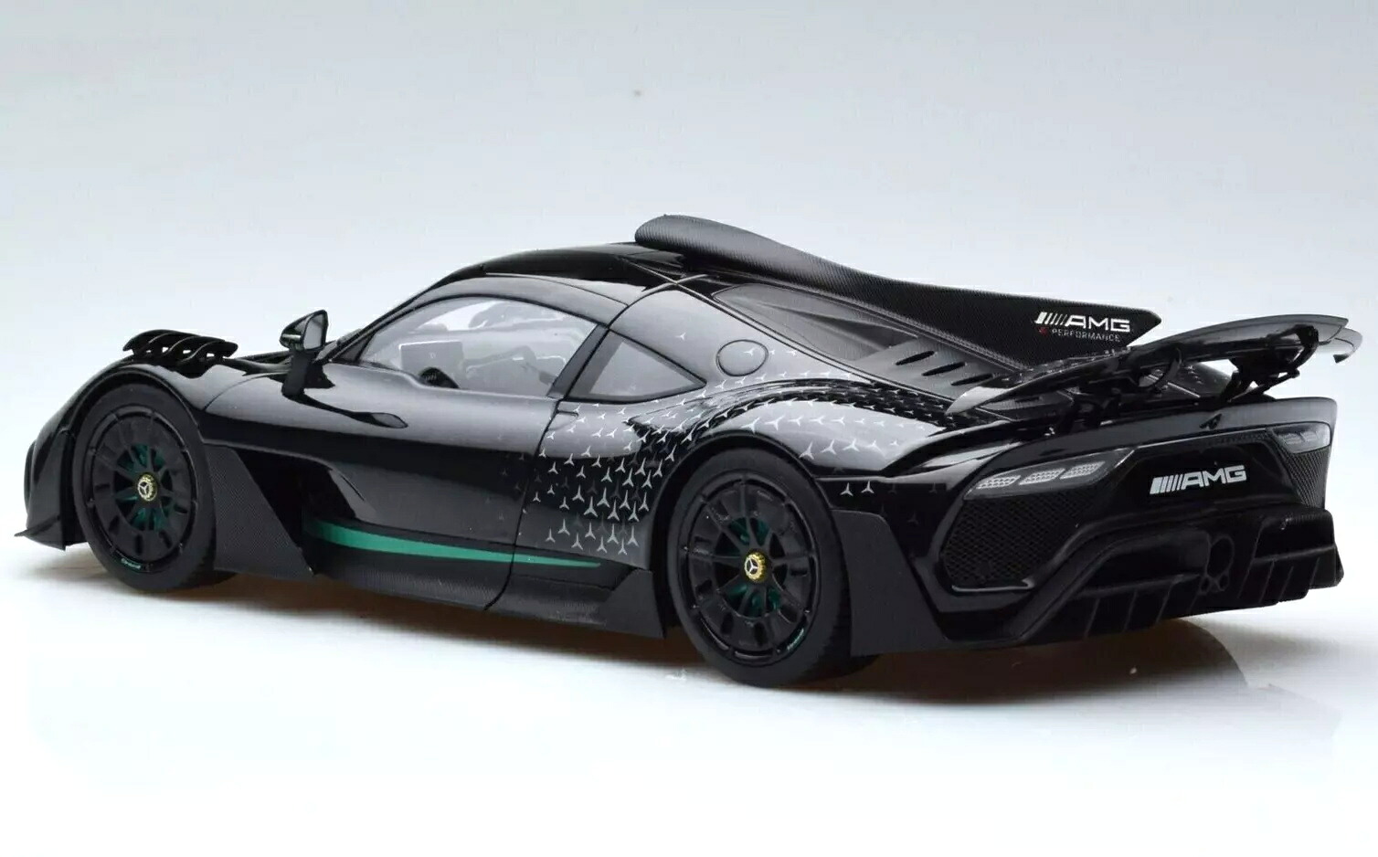 1/18 メルセデスベンツAMG カスタム 1/18 メルセデスベンツAMG カスタム