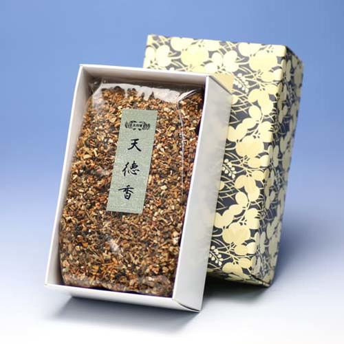 楽天市場】焼香 お焼香 五種香 天徳香 125g 紙箱入 0653 玉初堂