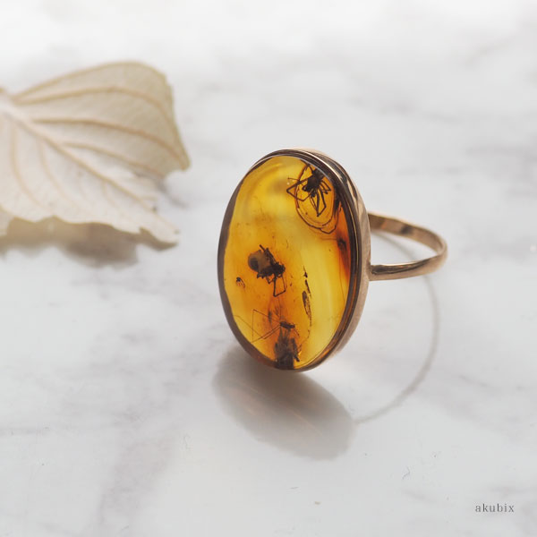 楽天市場】【バルト海の琥珀】1点もの虫入り K14PinkGoldリング【送料