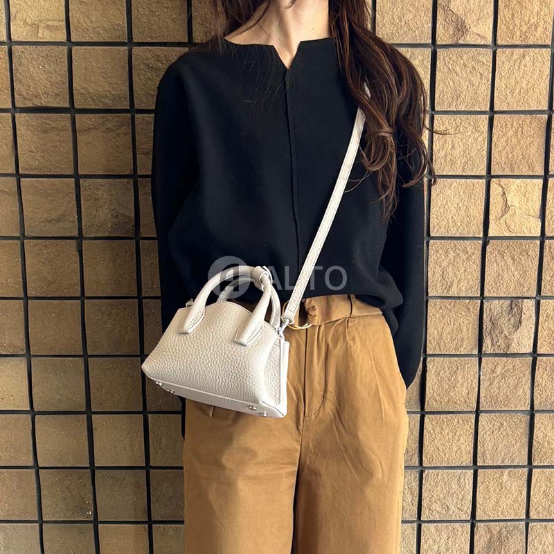 楽天市場】IACUCCI イアクッチ VELAR ヴェラール 2016 OPALE ホワイト