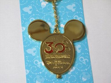 楽天市場】ディズニーリゾート限定 30周年 風船 キーホルダー