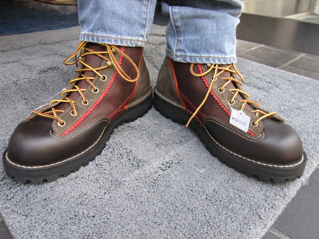 楽天市場】DANNER(ダナー)DANNER LIGHT COLORATION(U.S限定ダナー