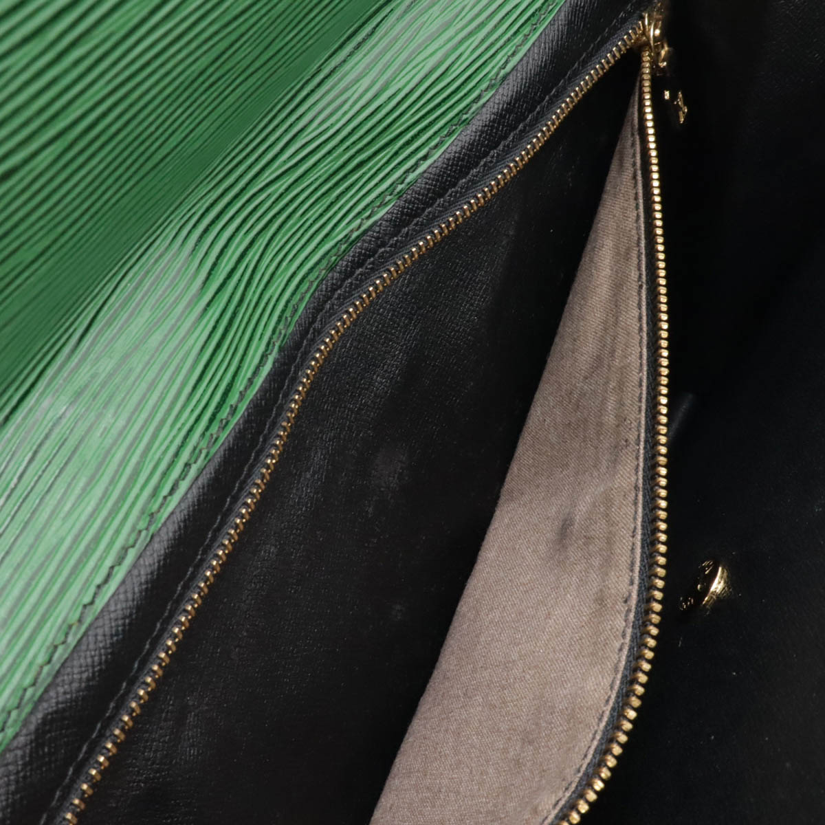 楽天市場】LOUIS VUITTON ルイ ヴィトン エピ モンテーニュ27 セカンド