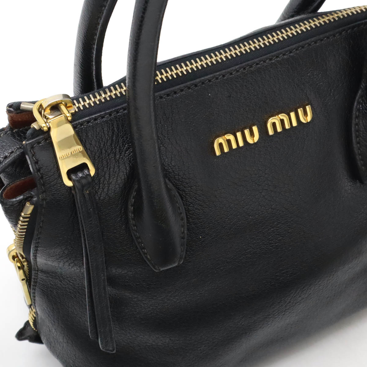 楽天市場】Miu Miu ミュウ ミュウ ミュウミュウ マドラス ハンドバッグ