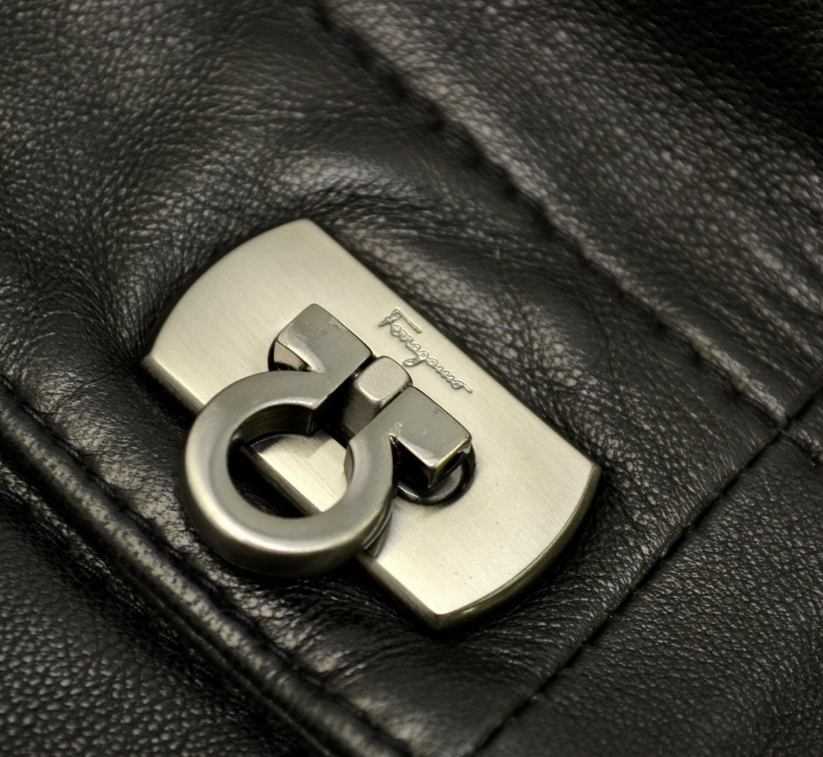 aaakiraです♪サルヴァトーレ フェラガモ/ウール混合/コート/S aaakira