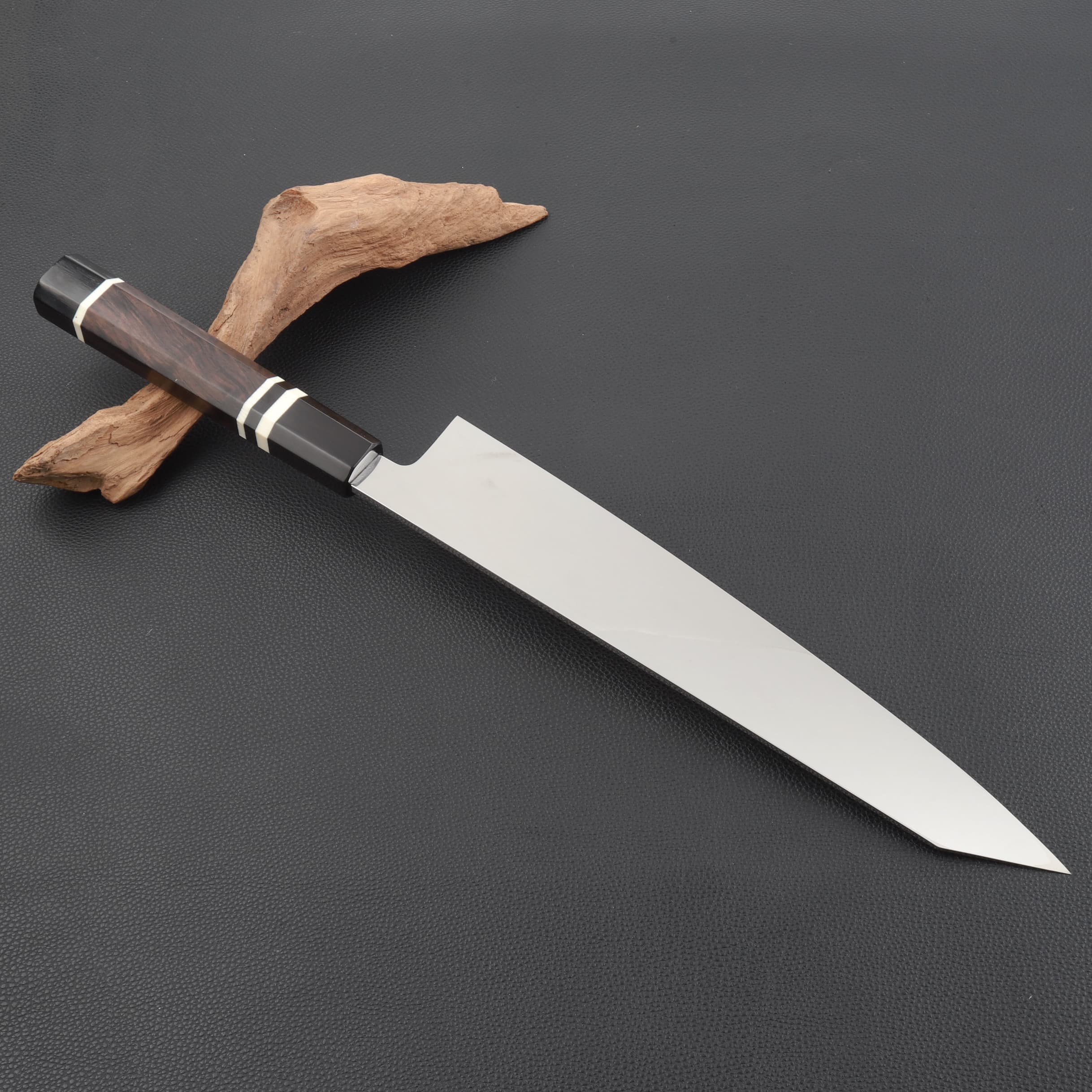 楽天市場】勘所型牛刀 9寸（刃渡り270mm）尺（刃渡り300mm）通常鏡面