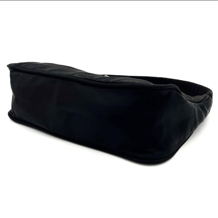 楽天市場】【中古】良品 PRADA プラダ ナイロン 三角ロゴ プレート