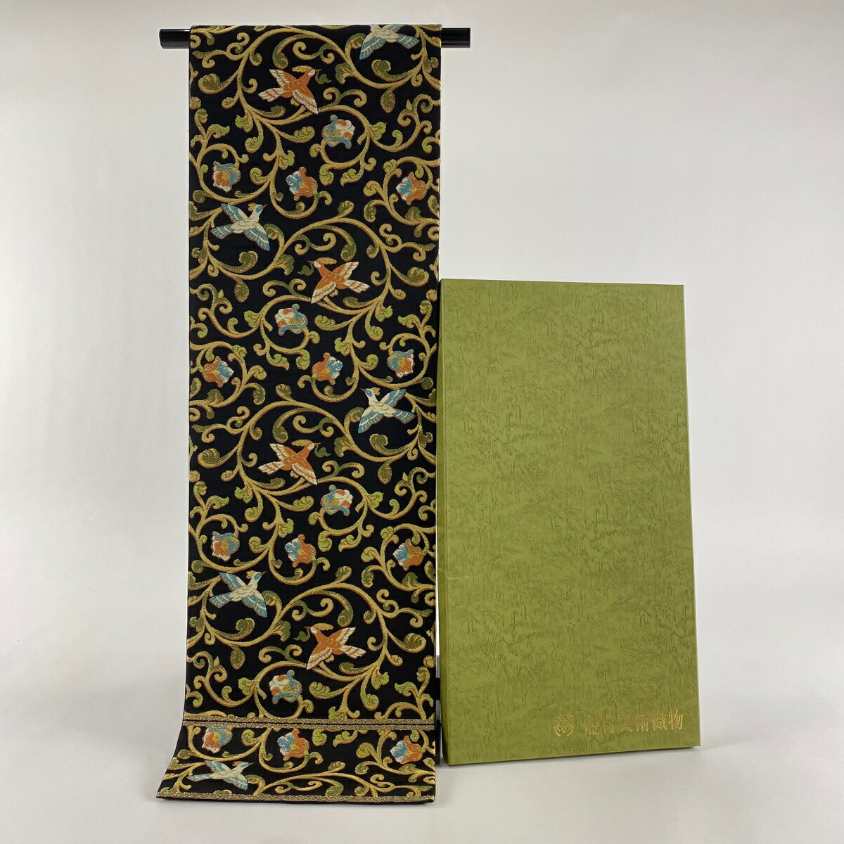 楽天市場】袋帯 美品 逸品 落款あり たつむら 共箱つき 楽遊鳥華文